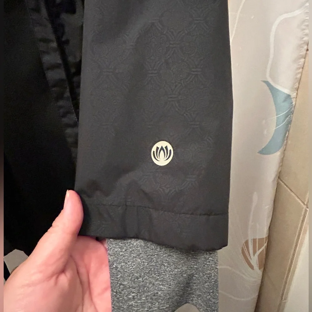Athletic Rain Jacket - Picture 7 of 8